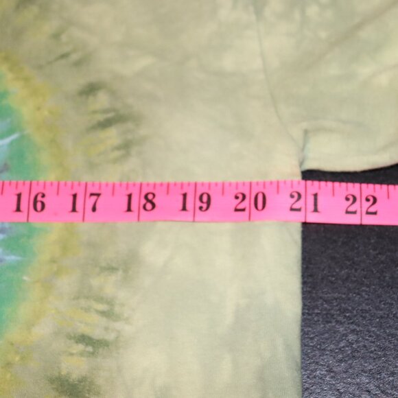 The Mountain Green Tie-Dye Peace Sign T-Shirt Size L. Festival. Unity. USA Made. - Picture 6 of 7